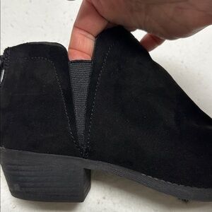 Carlos by Carlos Santana Women's Black Ankle Boots size 8.5